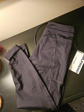 Girlfriend Collective Black Compression Leggings Size Medium brand new